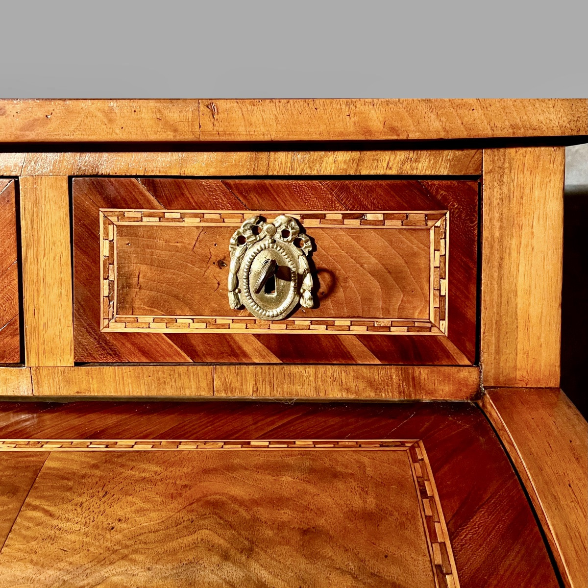 18th Century Marquetry Cylinder Secretary Desk -photo-3