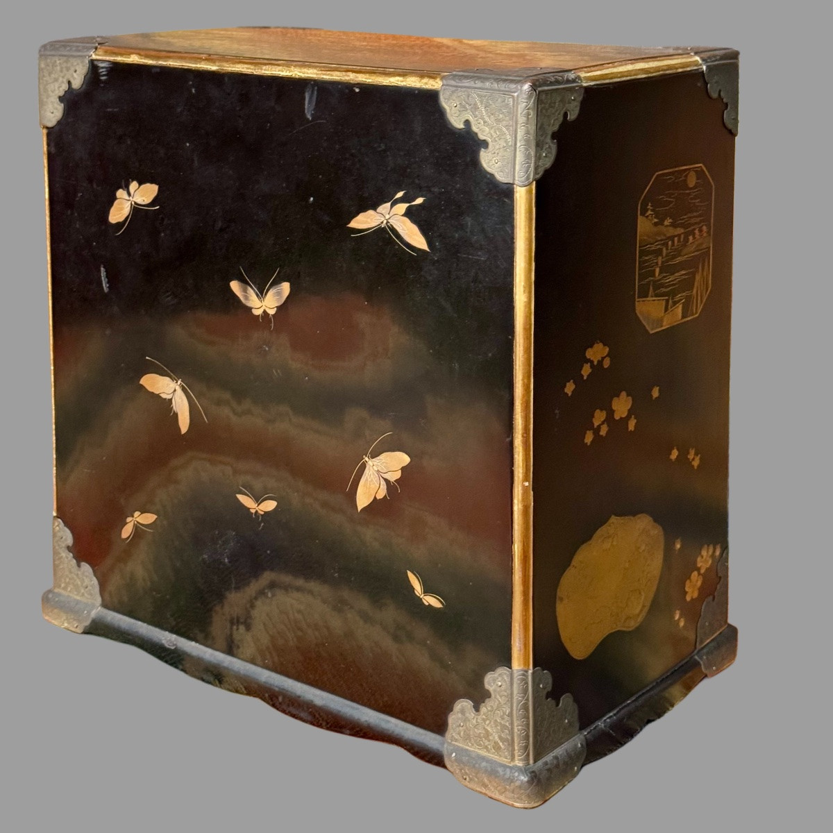 Petit cabinet japonais (kodansu) époque Meiji décor laqué or -photo-3