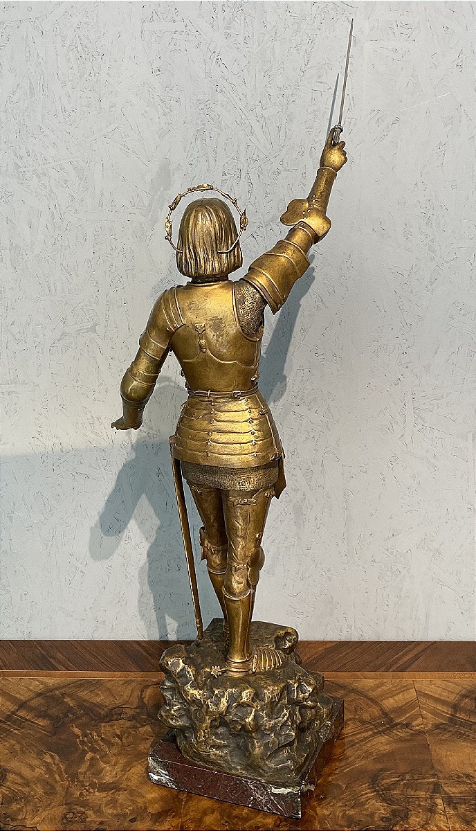 Statue en bronze représentant Jeanne d'Arc par l'artiste G. POITVIN-photo-2