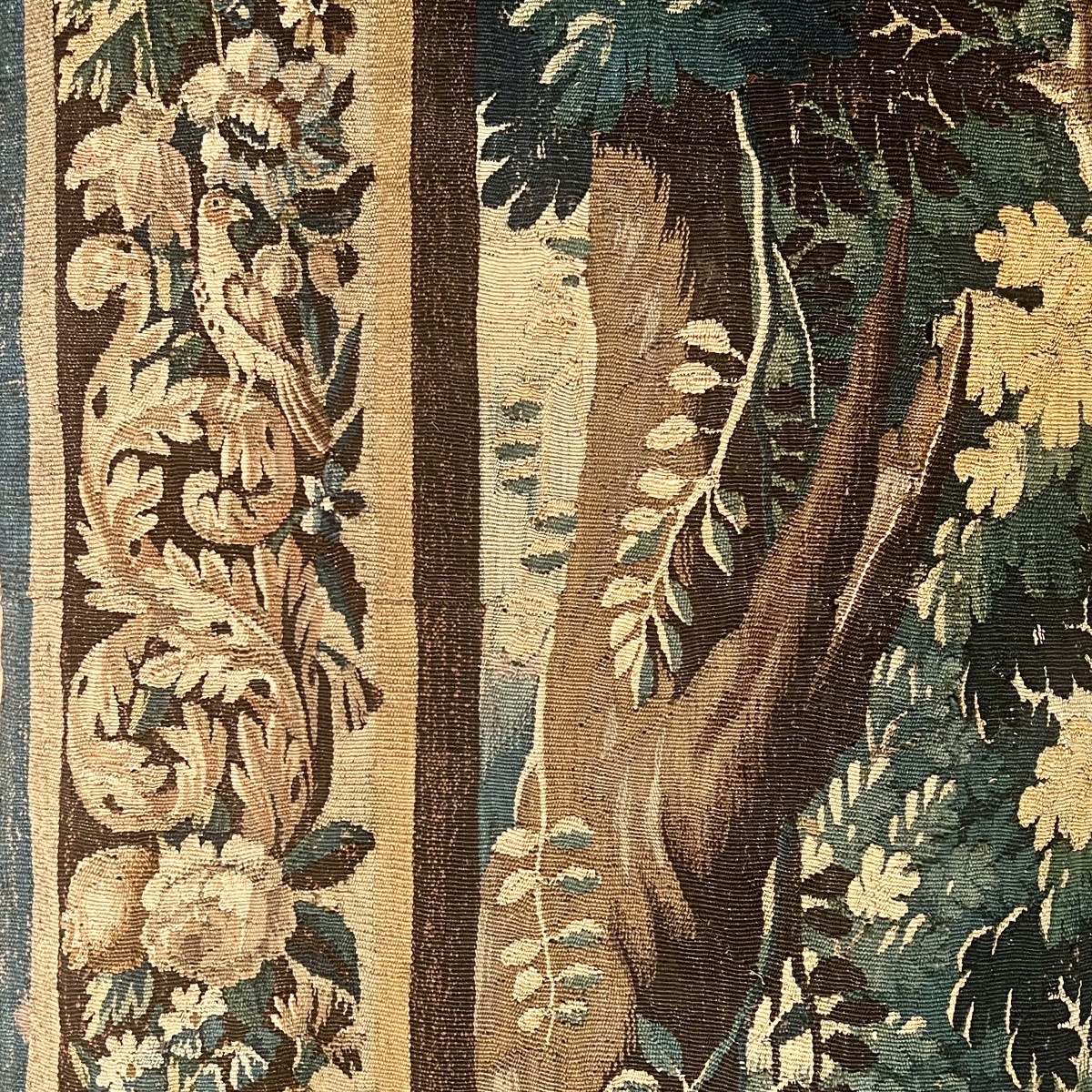 18th-century Verdure Tapestry From Aubusson-photo-4