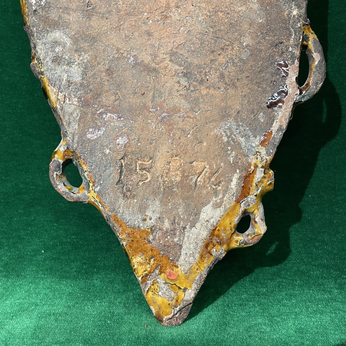 Bénitier mural  Art Populaire en terre cuite émaillée polychrome -photo-4