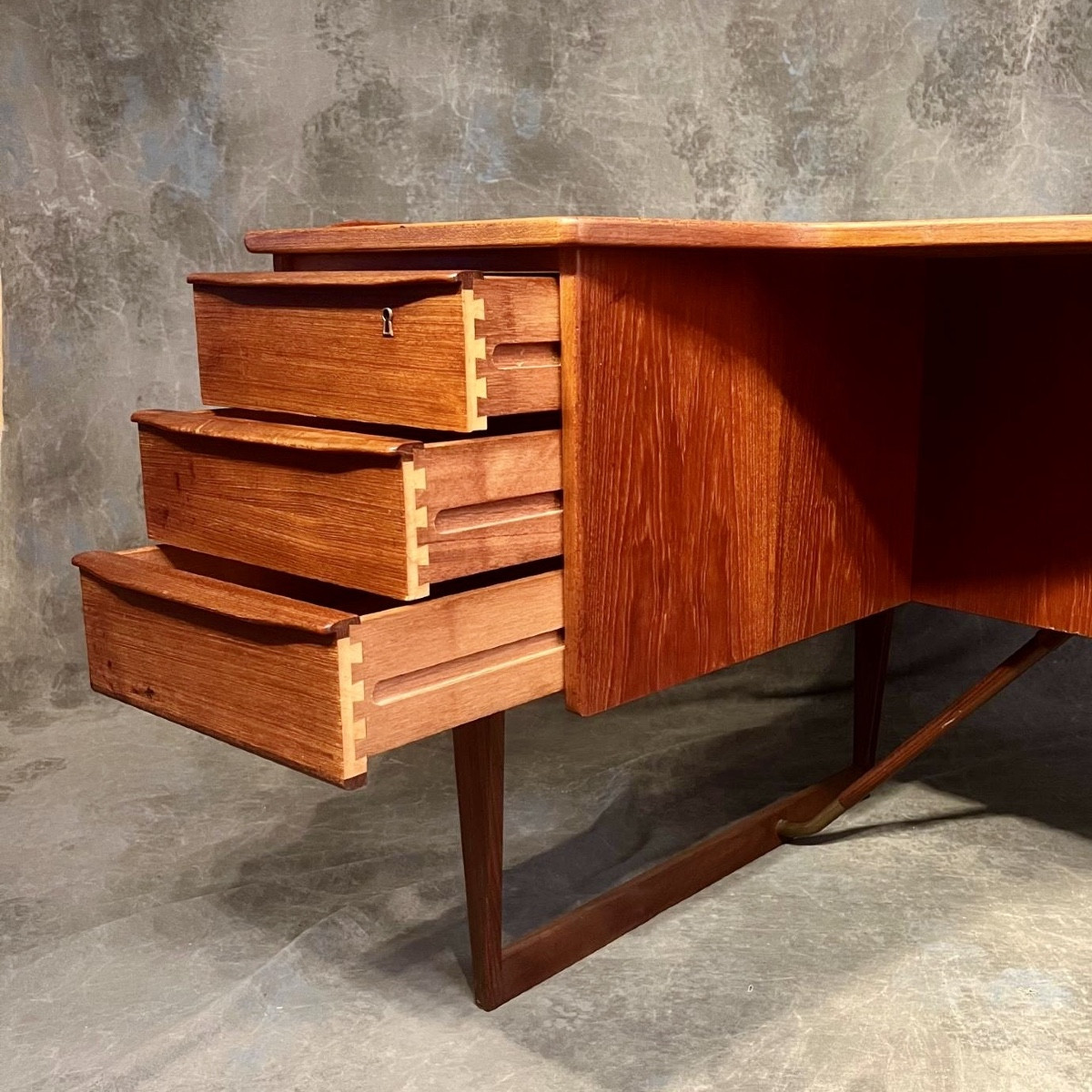 Bureau Scandinave  Années 60 teck Pieter Lovig Nielsen-photo-4