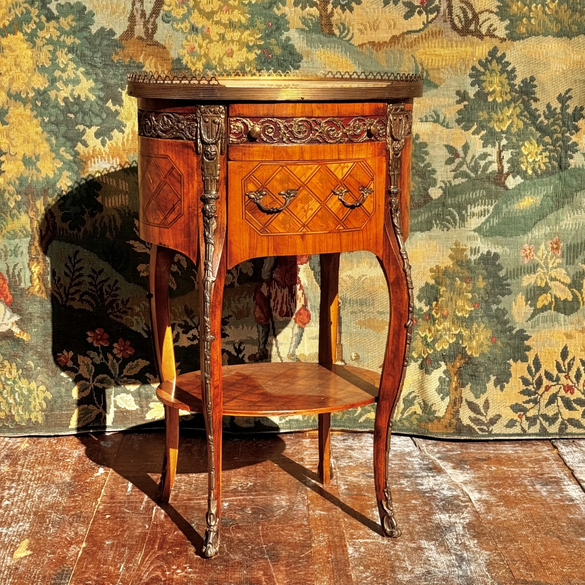 Pedestal Table Lounge Table Inlaid Bedside Table