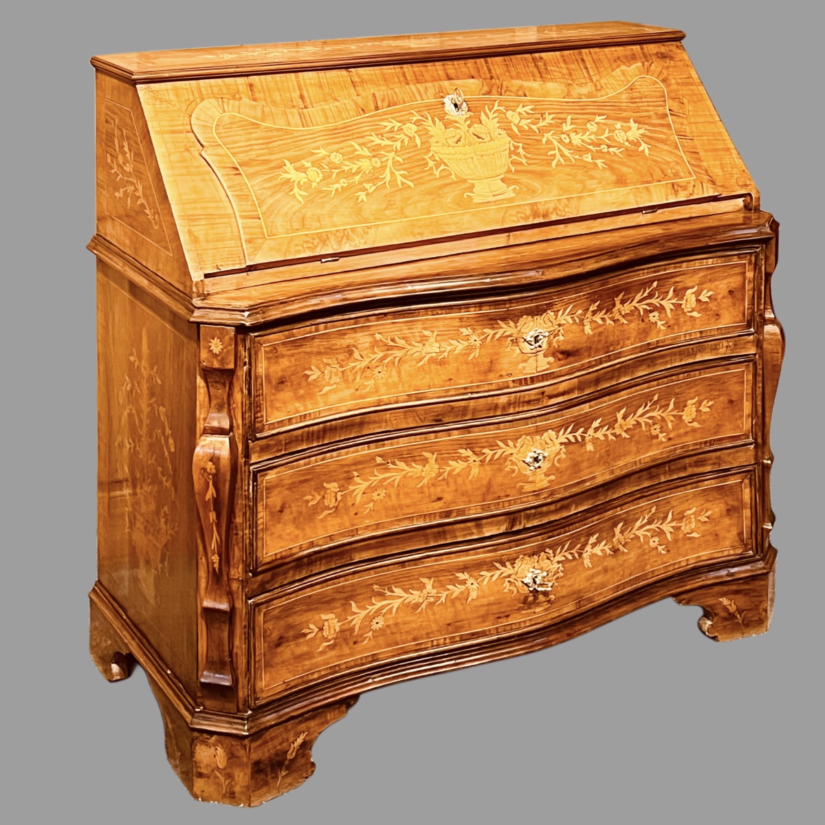 Secrétaire  galbé marqueterie XIX ème 