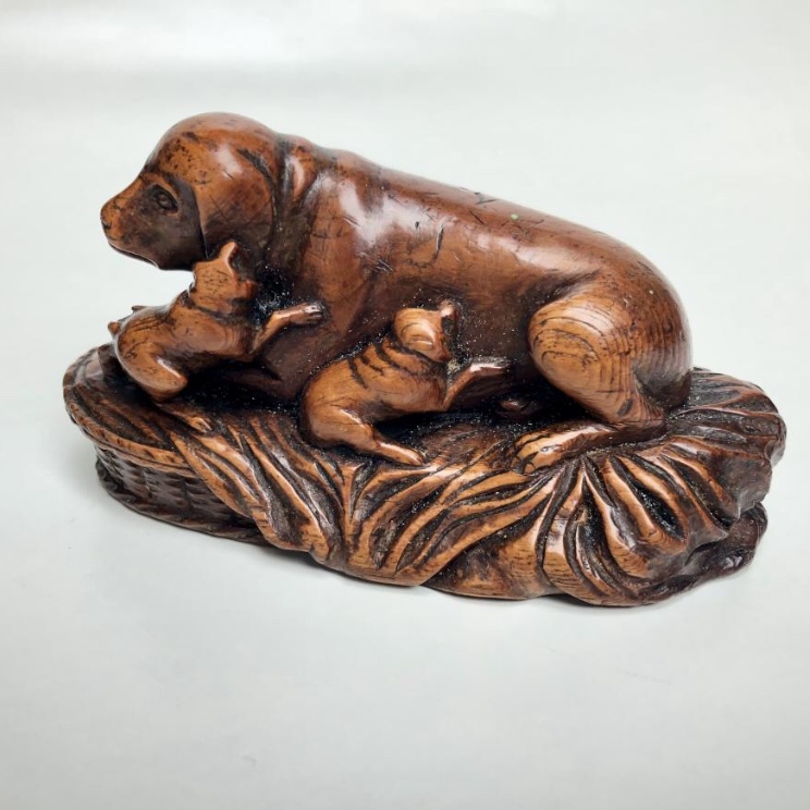 Bitch And Puppies - Carved Wood-photo-2