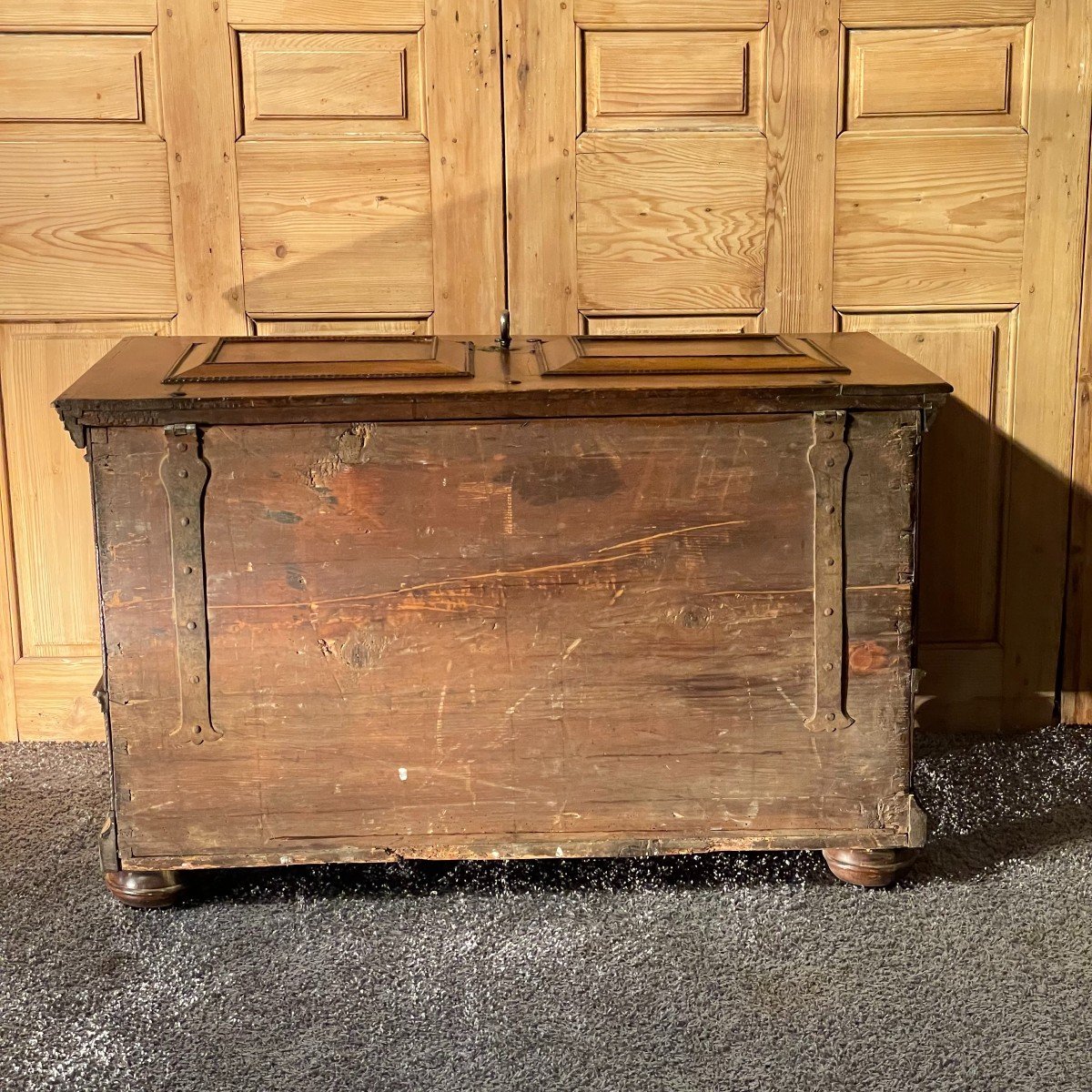 Alsatian Chest In Late 17th Century Walnut-photo-1