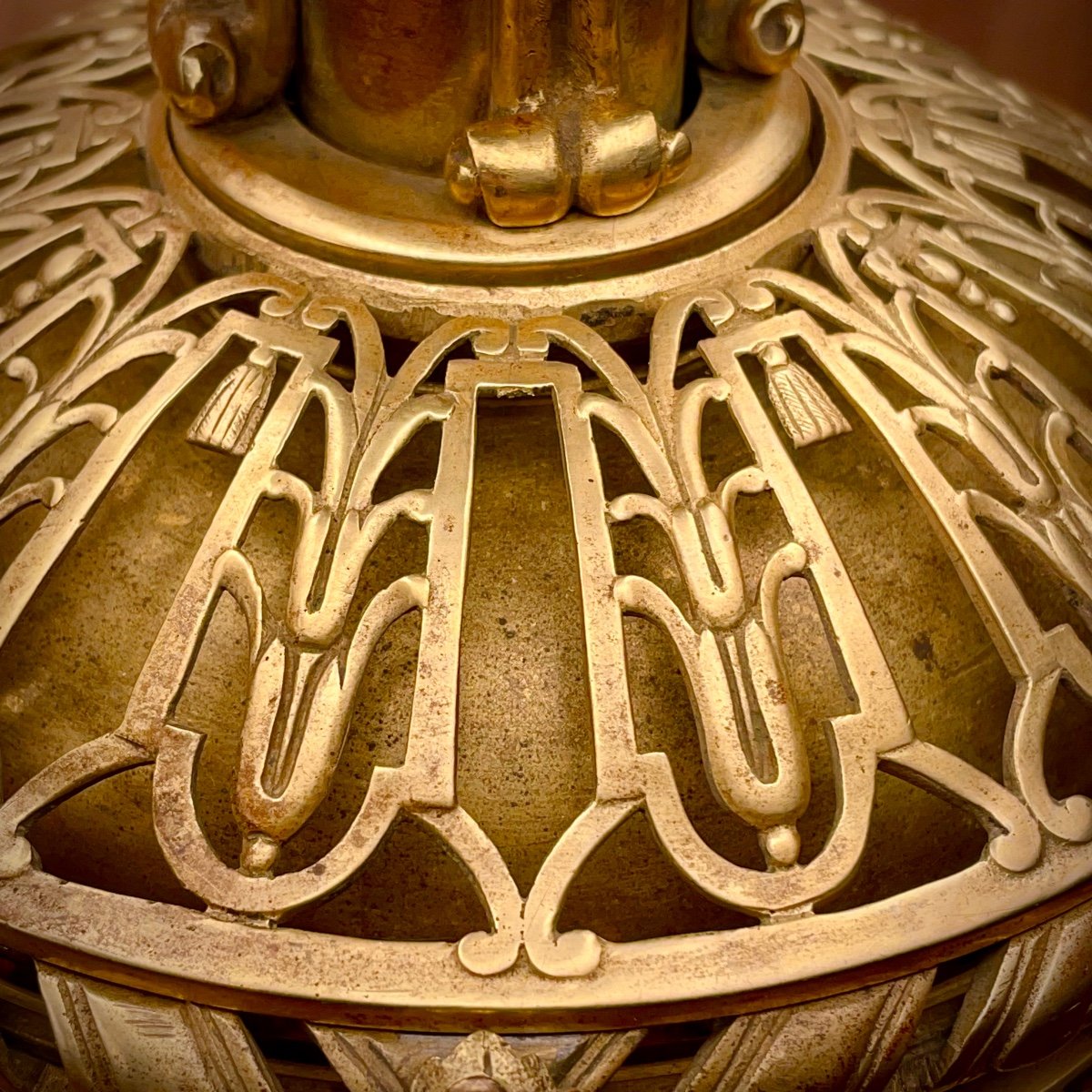 Pair Of Openwork Bronze Lamps-photo-2