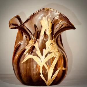 Vase Art Nouveau Décor Floral Doré  Attribué à Montjoye