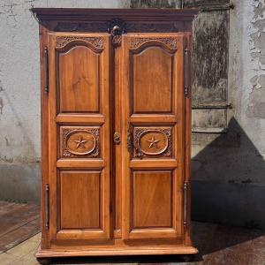 Armoire 18 ème Noyer Vallée Du Rhône 