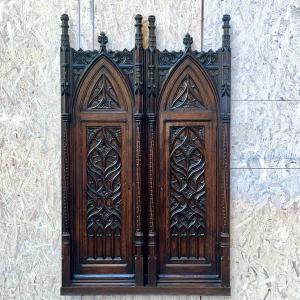 Neo-gothic Facade 2 Doors 