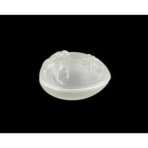 "angelots Box" Made Of Satin-finished Crystal In The Shape Of An Egg, By Lalique, 20th Century.