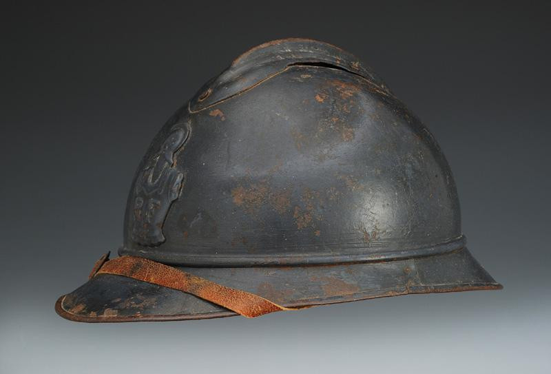 CASQUE ADRIAN DE SAPEUR DU GÉNIE, modèle 1915, Première Guerre Mondiale. 