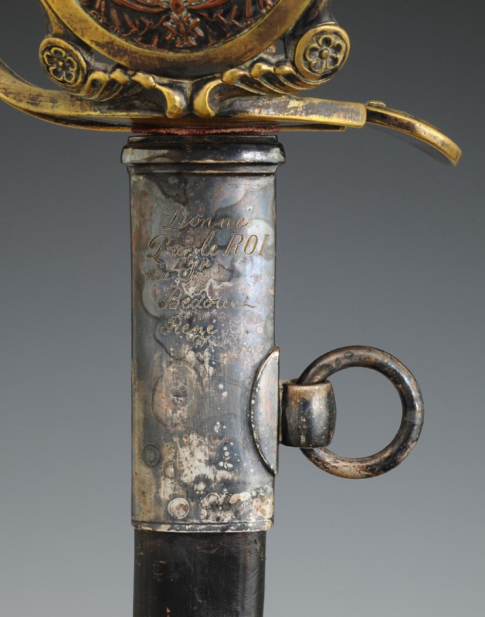 SABRE DE RÉCOMPENSE « DES PAROISSES », du lieutenant de gendarmerie RENÉ BEDOUET, Restauration-photo-3