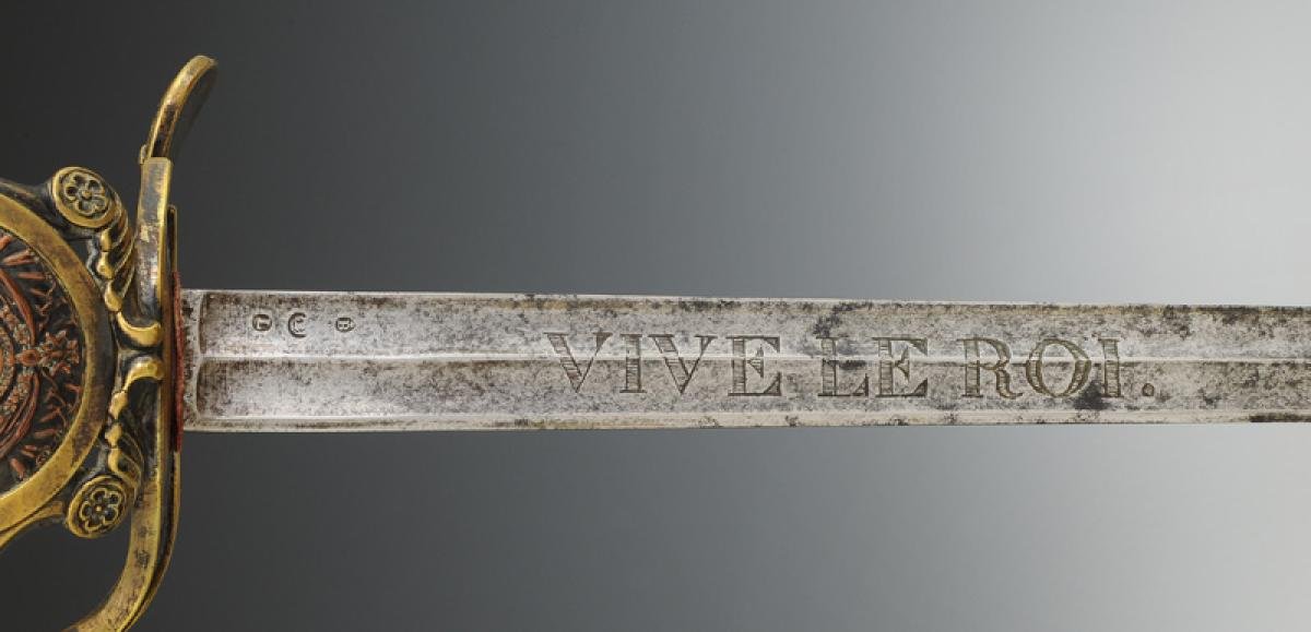 SABRE DE RÉCOMPENSE « DES PAROISSES », du lieutenant de gendarmerie RENÉ BEDOUET, Restauration-photo-4