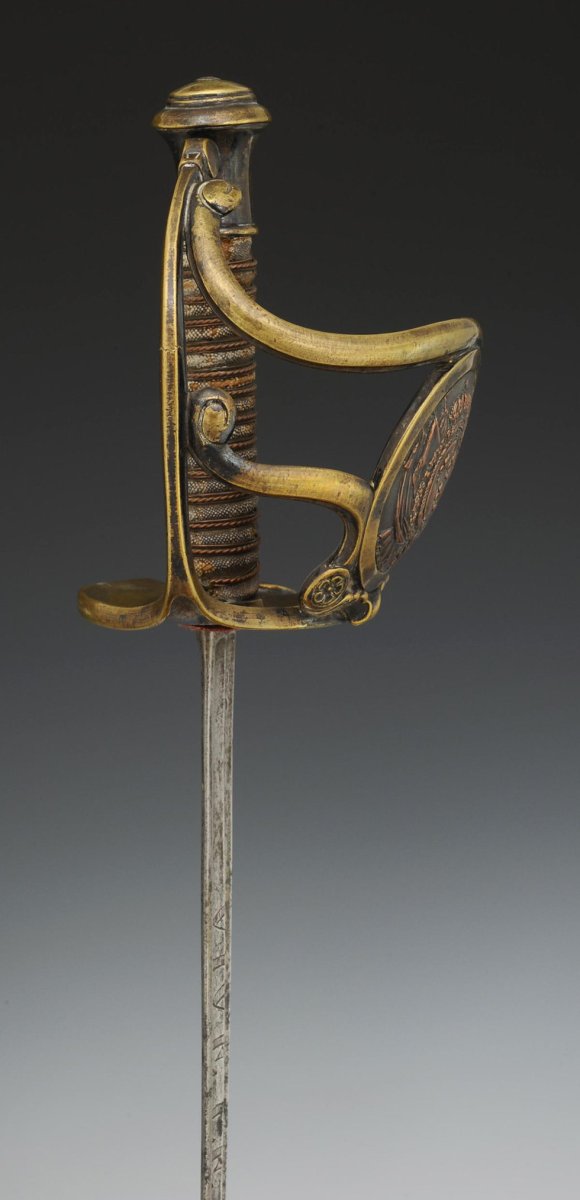 SABRE DE RÉCOMPENSE « DES PAROISSES », du lieutenant de gendarmerie RENÉ BEDOUET, Restauration-photo-3