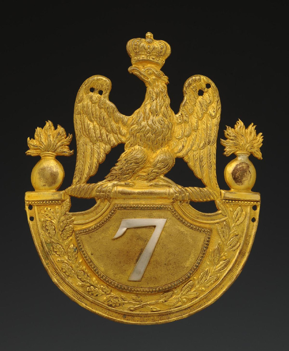 PLAQUE DE SHAKO D'OFFICIER GRENADIER DU 7ème RÉGIMENT D'INFANTERIE, modèle 1812, Premier Empire
