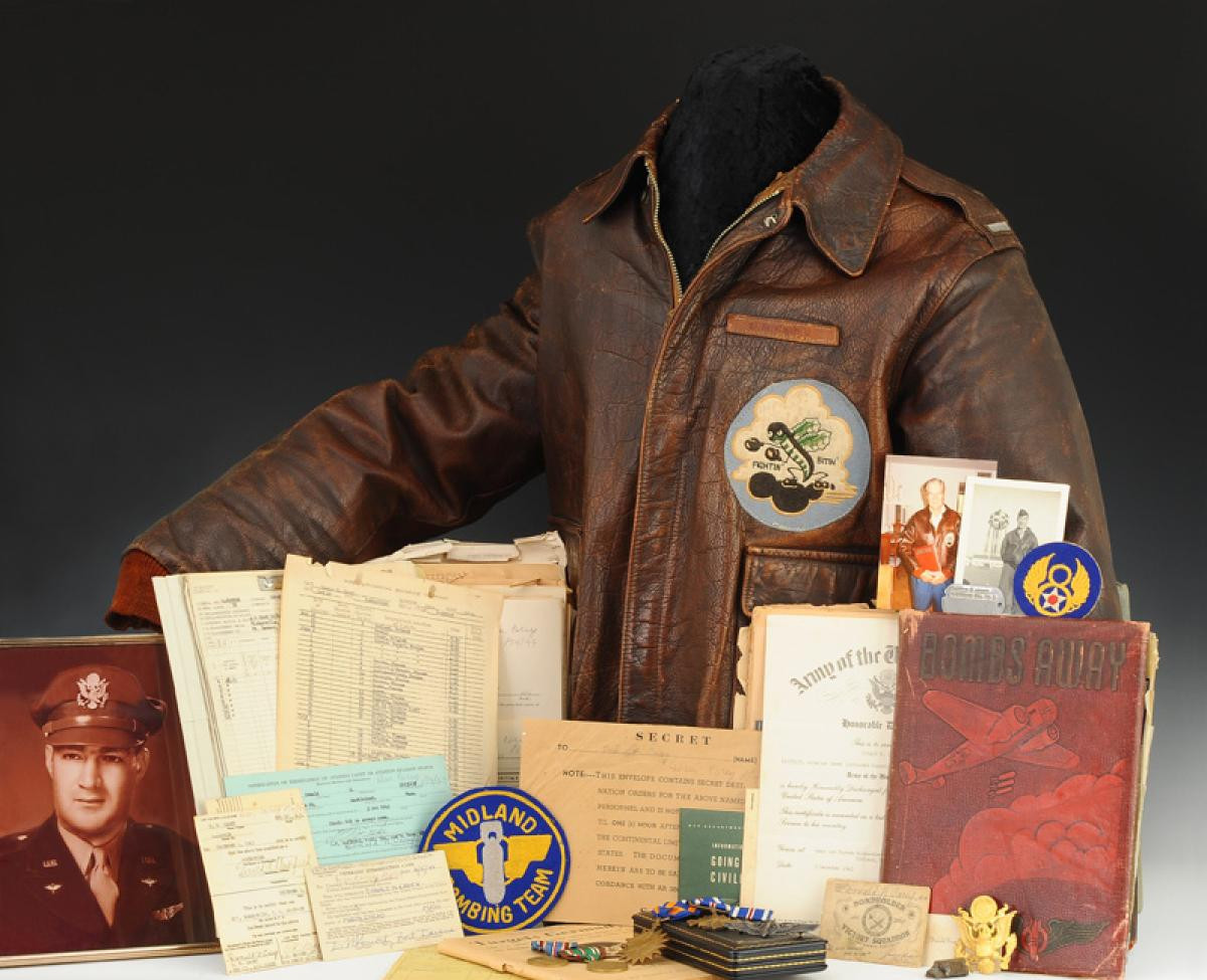 BLOUSON A2 US D'UN PILOTE QUI PARTICIPA AUX BOMBARDEMENTS PRÉPARATIFS DU D-DAY