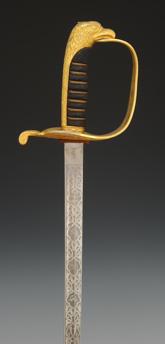 SABRE D'OFFICIER DE LA MARINE DE LA RÉPUBLIQUE ARABE SYRIENNE, Milieu XXème siècle (1963-1972).-photo-4