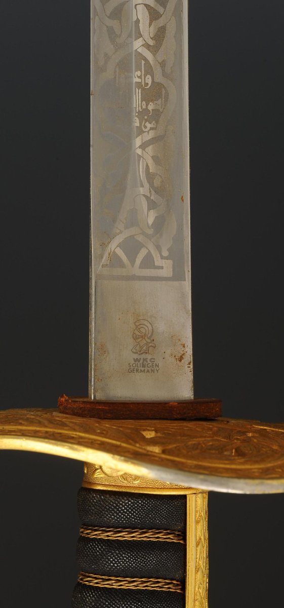SABRE D'OFFICIER DE LA MARINE DE LA RÉPUBLIQUE ARABE SYRIENNE, Milieu XXème siècle (1963-1972).-photo-5