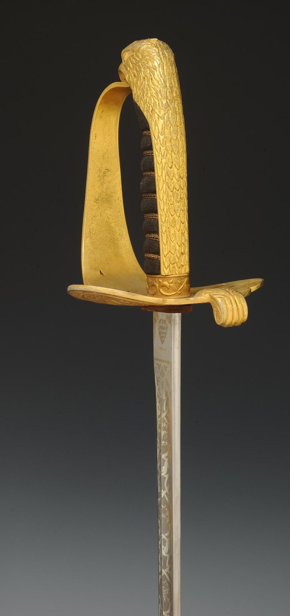 SABRE D'OFFICIER DE LA MARINE DE LA RÉPUBLIQUE ARABE SYRIENNE, Milieu XXème siècle (1963-1972).-photo-6