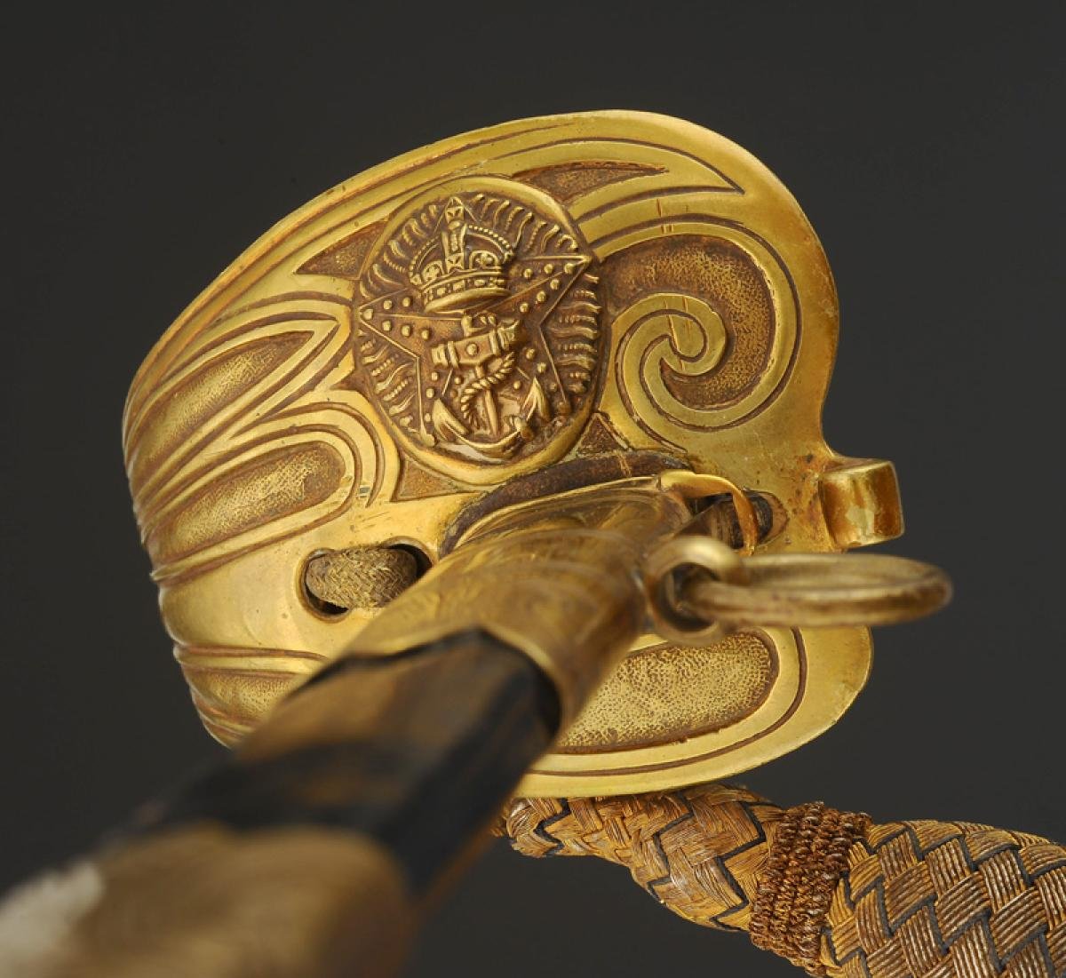 SABRE D'OFFICIER DE LA MARINE INDIENNE AYANT APPARTENU AU COMMANDER HEDLEY VICARS BANFIELD-photo-8