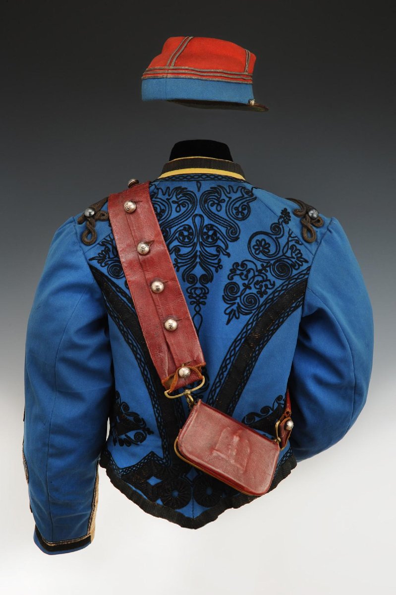 UNIFORME D'OFFICIER DE CHASSEURS D'AFRIQUE, Second Empire - Troisième République.-photo-4