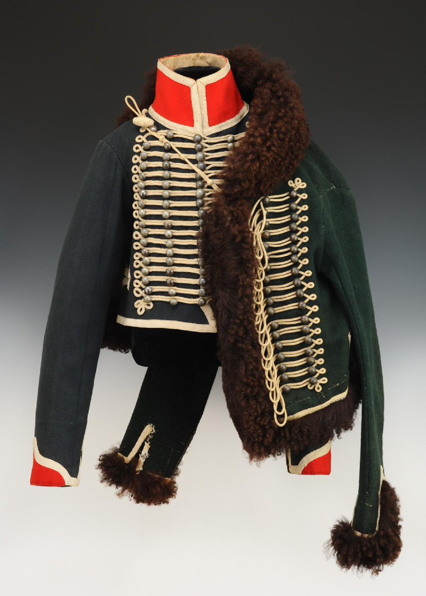 DOLMAN ET PELISSE D'UN GARDE D'HONNEUR, modèle 1813, Premier Empire. 