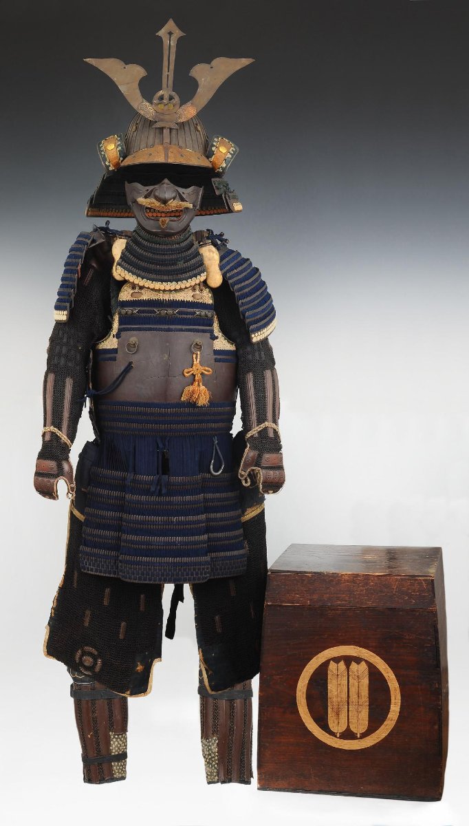 Tetsu Kuro Urashi Nuri Gomaidō Gusoku Japanese Weapon, Edo Era, Mid-19th Century.