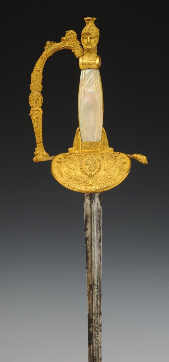 ÉPÉE DE DISTINCTION DE L'ÉCOLE DES PAGES DONNÉE PAR LE ROI À MONSIEUR ADEMAR DE GAIN MONTAIGNAC-photo-1