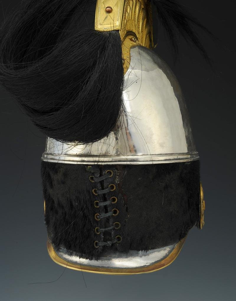 CASQUE D'OFFICIER DE CUIRASSIERS, modèle 1845, DANS SA BOÎTE DE TRANSPORT, Momarchie de Juillet-photo-3