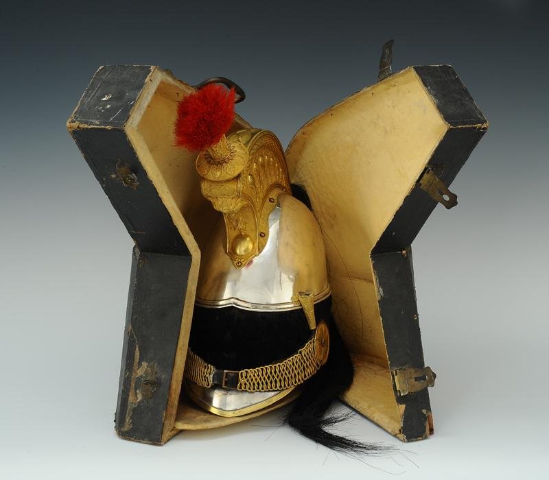 CASQUE D'OFFICIER DE CUIRASSIERS, modèle 1845, DANS SA BOÎTE DE TRANSPORT, Momarchie de Juillet