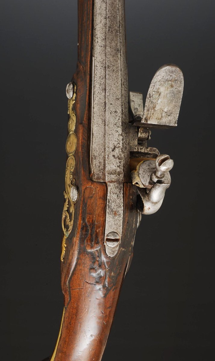 Officer's Saddle Pistol, Pre-regulation Model, Circa 1730. 34636-photo-2