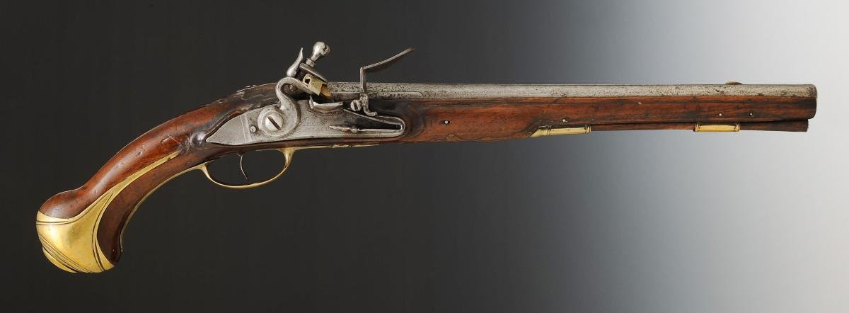 Officer's Saddle Pistol, Pre-regulation Model, Circa 1730. 34636