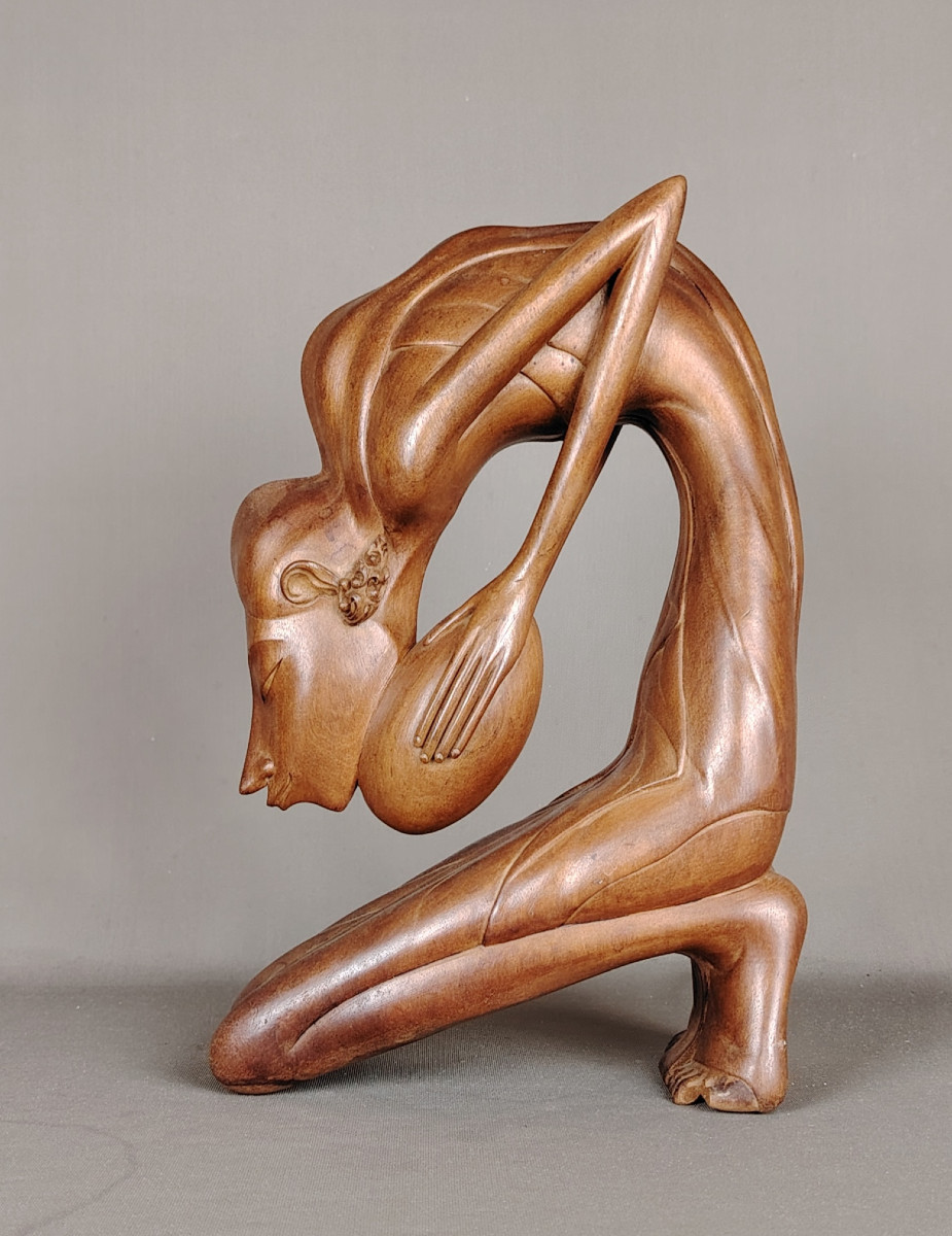 Sculpture balinaise en bois – signée I. Made Mena, Mas Ubud (Bali)-photo-3