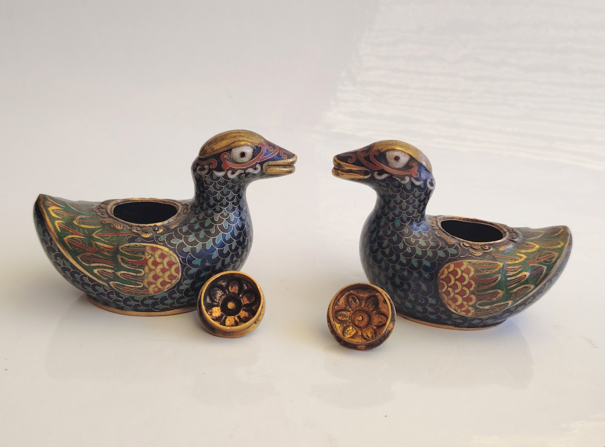 China 19-20th, Qing Dynasty, Pair Of Cloisonné Ducks-photo-2