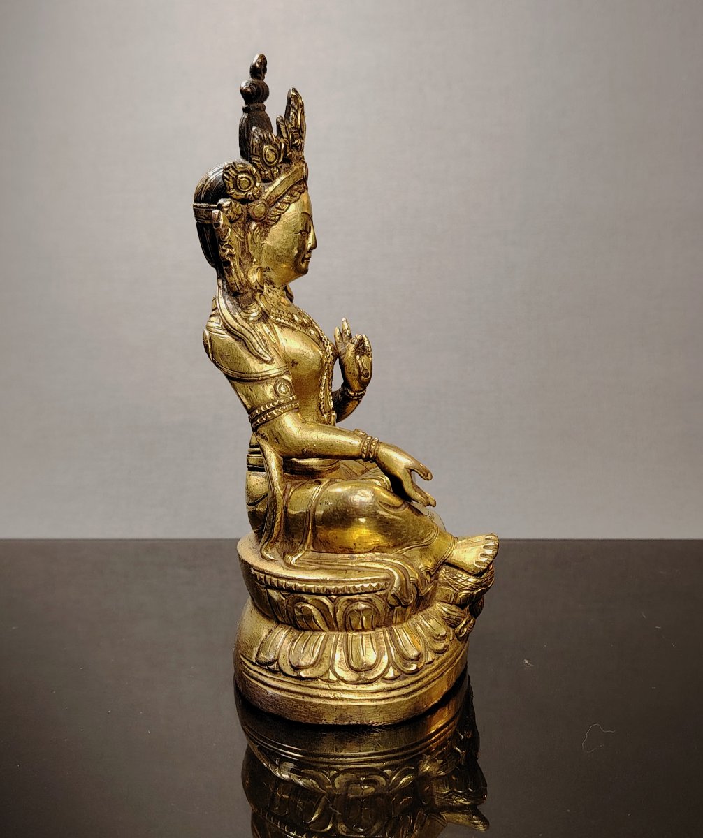 Tibet 18-19ème, Tara verte en Bronze doré -photo-3