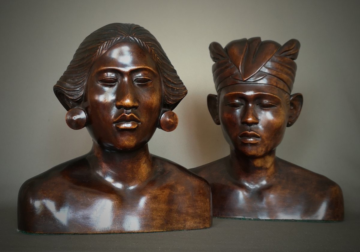 Art Deco Wooden Married Bust - Indonesia, Bali Around 1930-1940