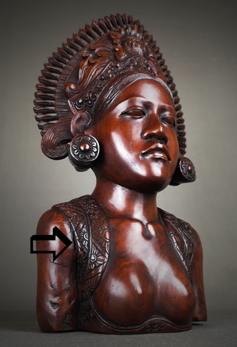 Bali, Indonesia, Bust Circa 1930-1940-photo-2