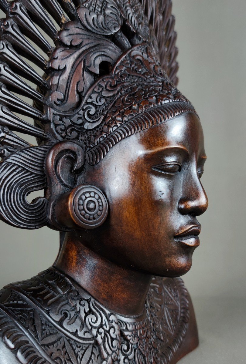 Indonesia, Bali - Art Deco Wooden Bust Around 1930-1940-photo-4