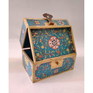 Cloisonné Bronze Jewelry Box, China, 19th–20th Centuries