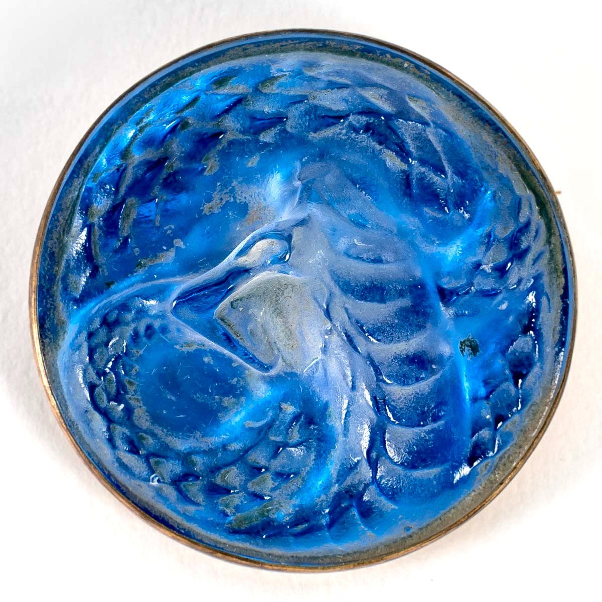 1911 René Lalique - Broche Serpent Verre Blanc Sur Clinquant Bleu Electrique