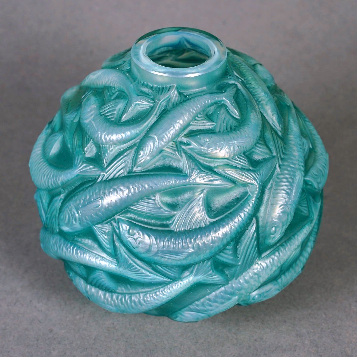 1927 René Lalique - Vase Oleron Cased Opalescent Glass With Green Patina-photo-2
