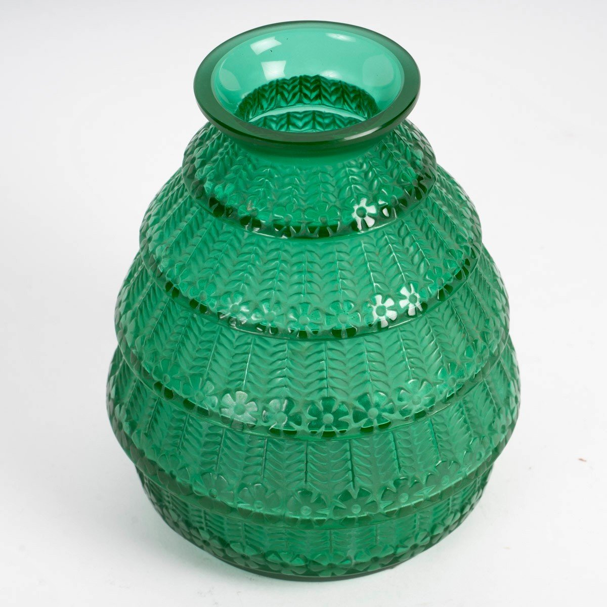 1929 René Lalique - Vase Ferrieres Emerald Green Glass-photo-3