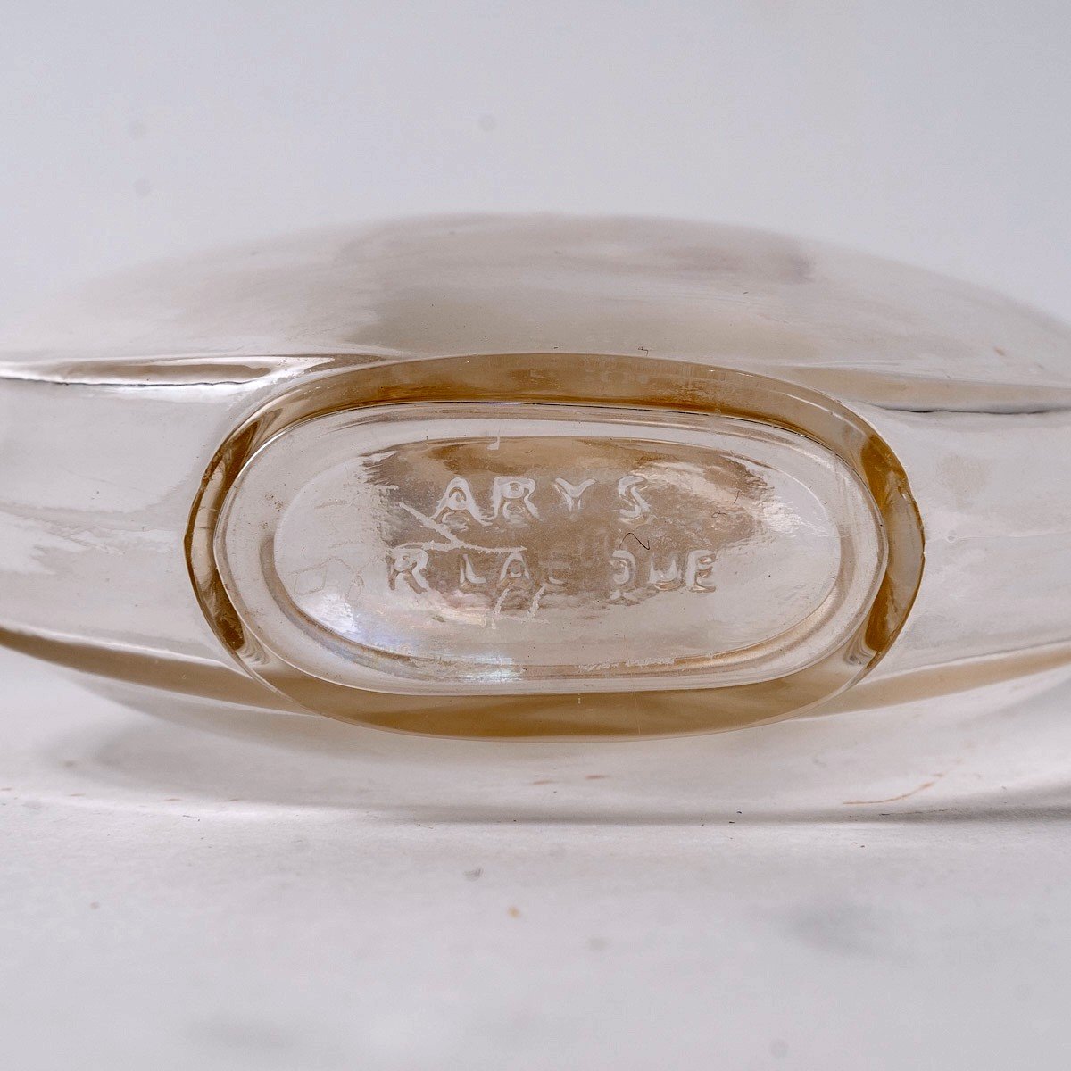 1920 René Lalique - Flacon l'Amour Dans Le Cœur Verre Blanc Patiné Sépia Pour Arys-photo-1