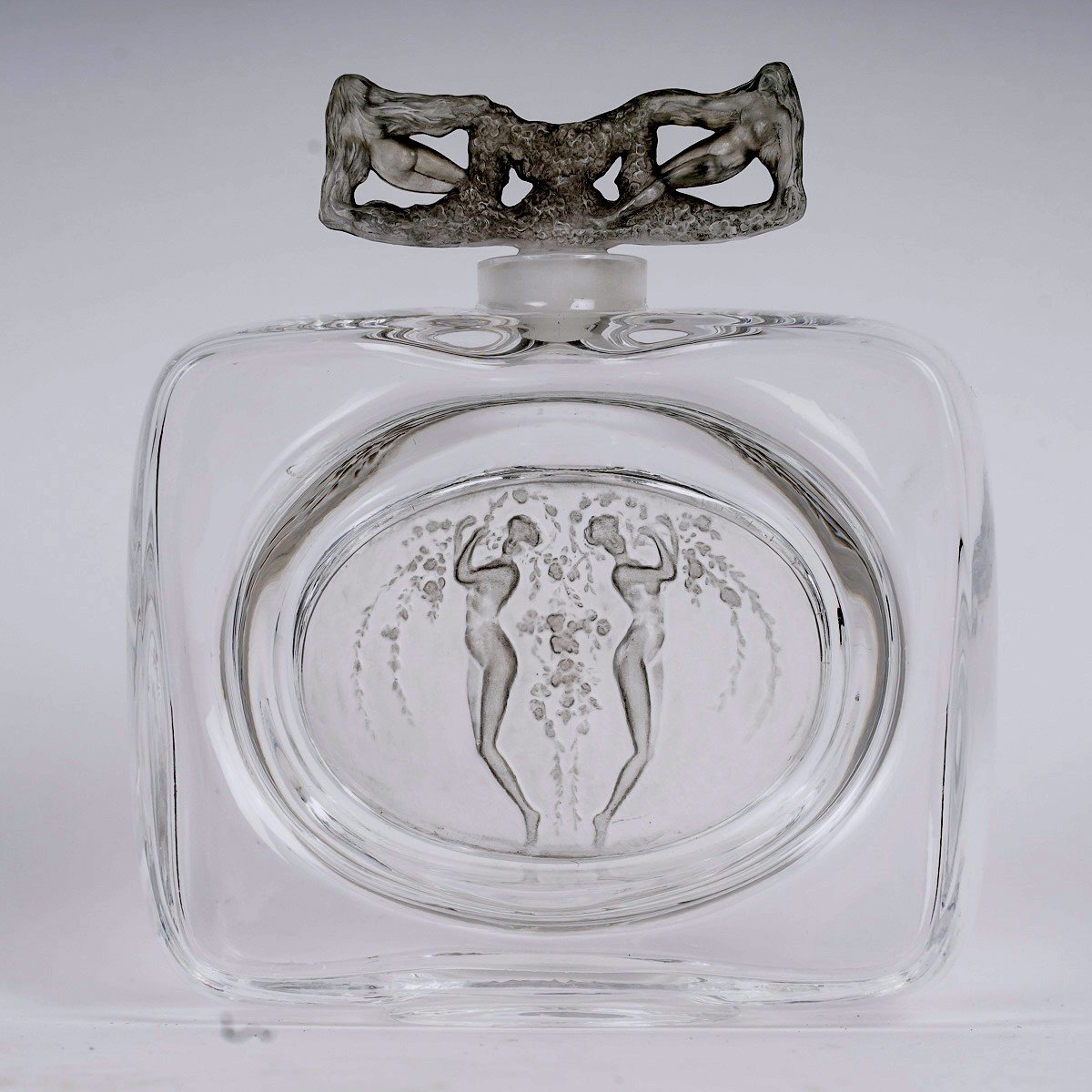 1912 René Lalique - Perfume Bottle Two Figurines Glass With Grey Patina