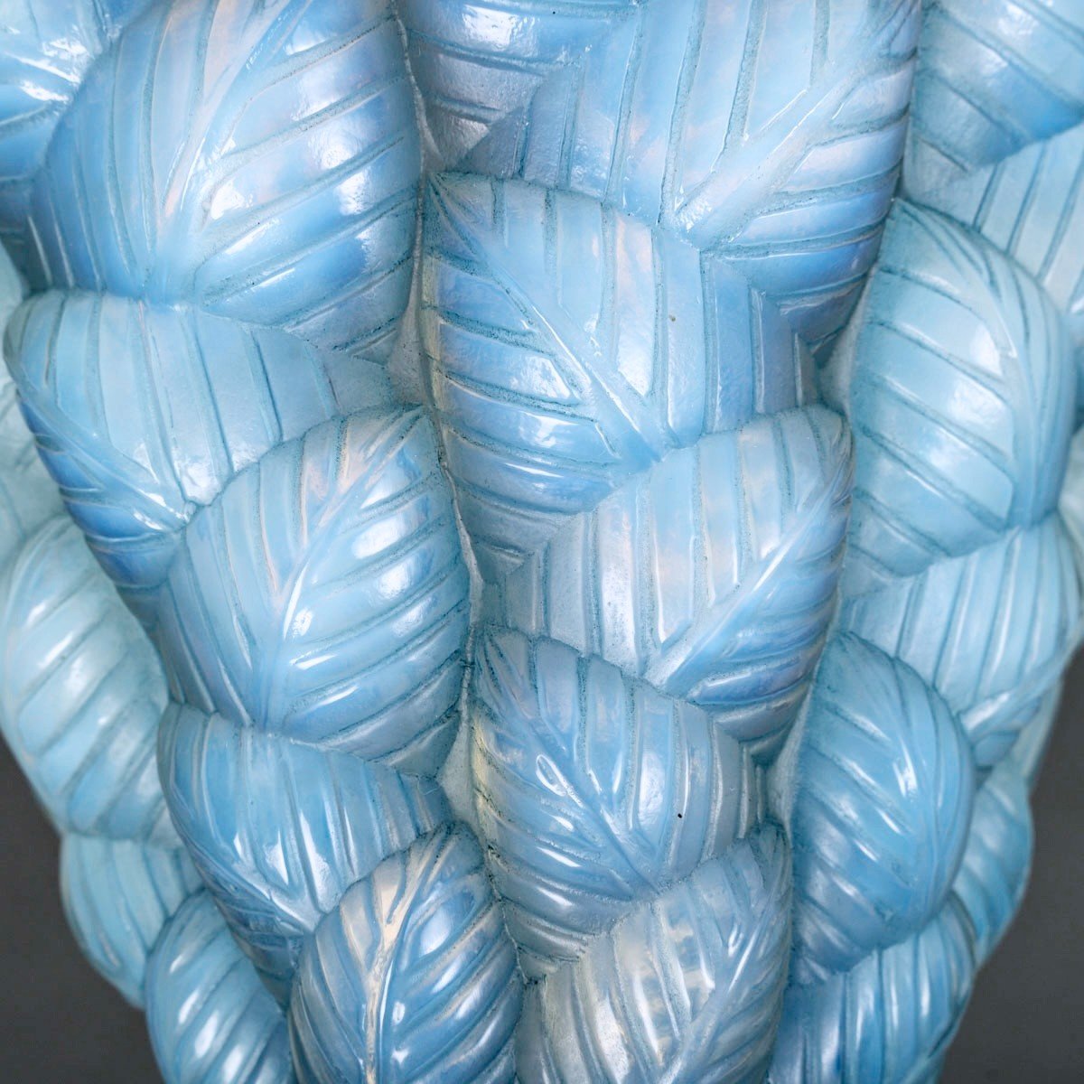 1927 René Lalique - Vase Moissac Verre Opalescent Patiné Bleu-photo-1