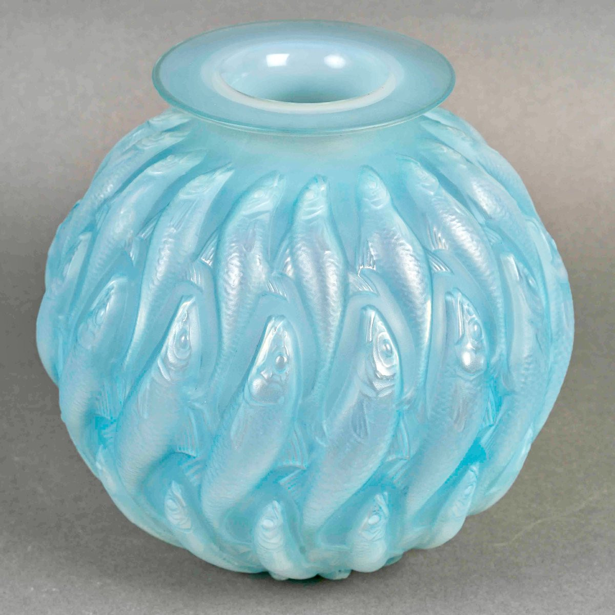 1927 René Lalique - Vase Marisa Verre Opalescent Patiné Bleu-photo-2
