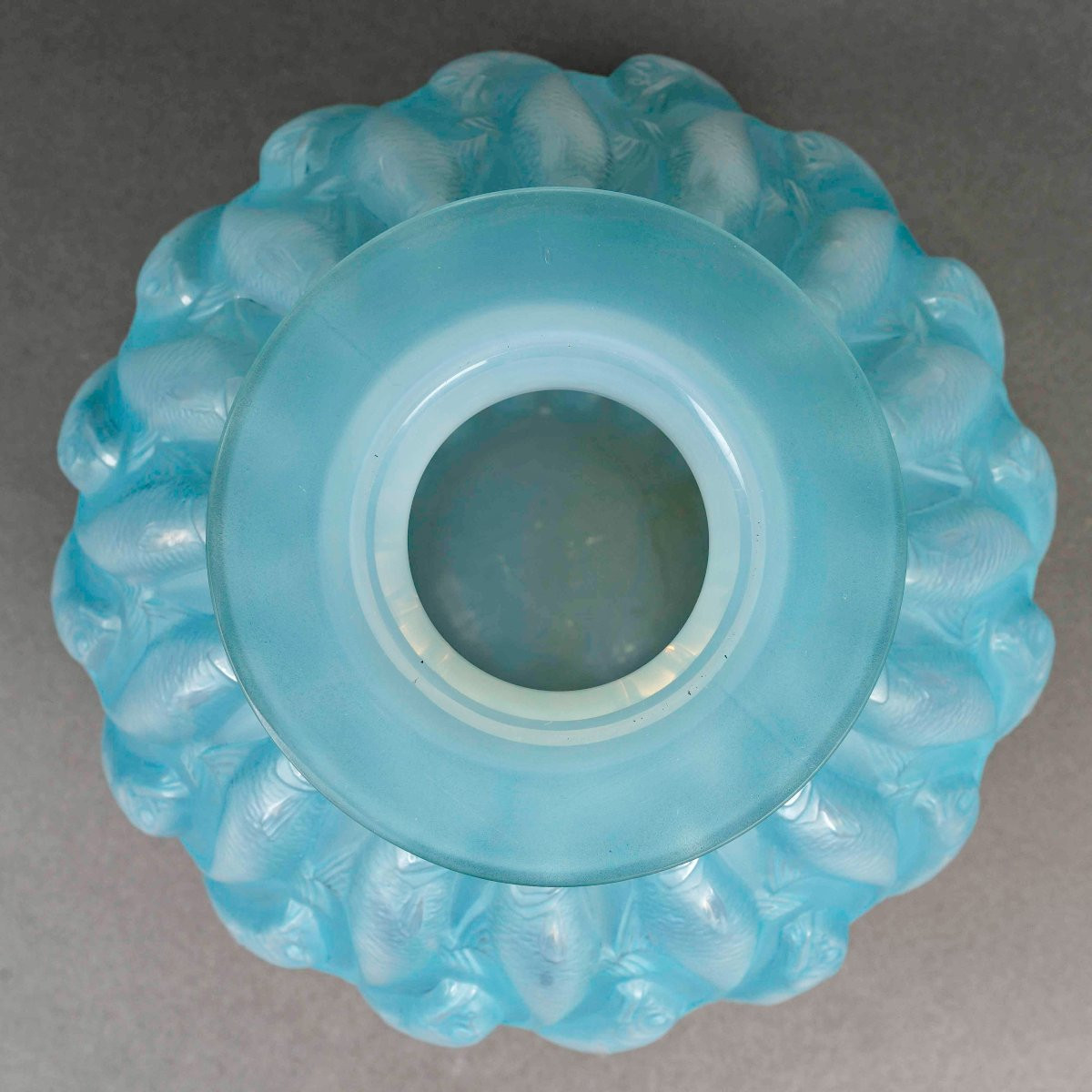 1927 René Lalique - Vase Marisa Verre Opalescent Patiné Bleu-photo-3