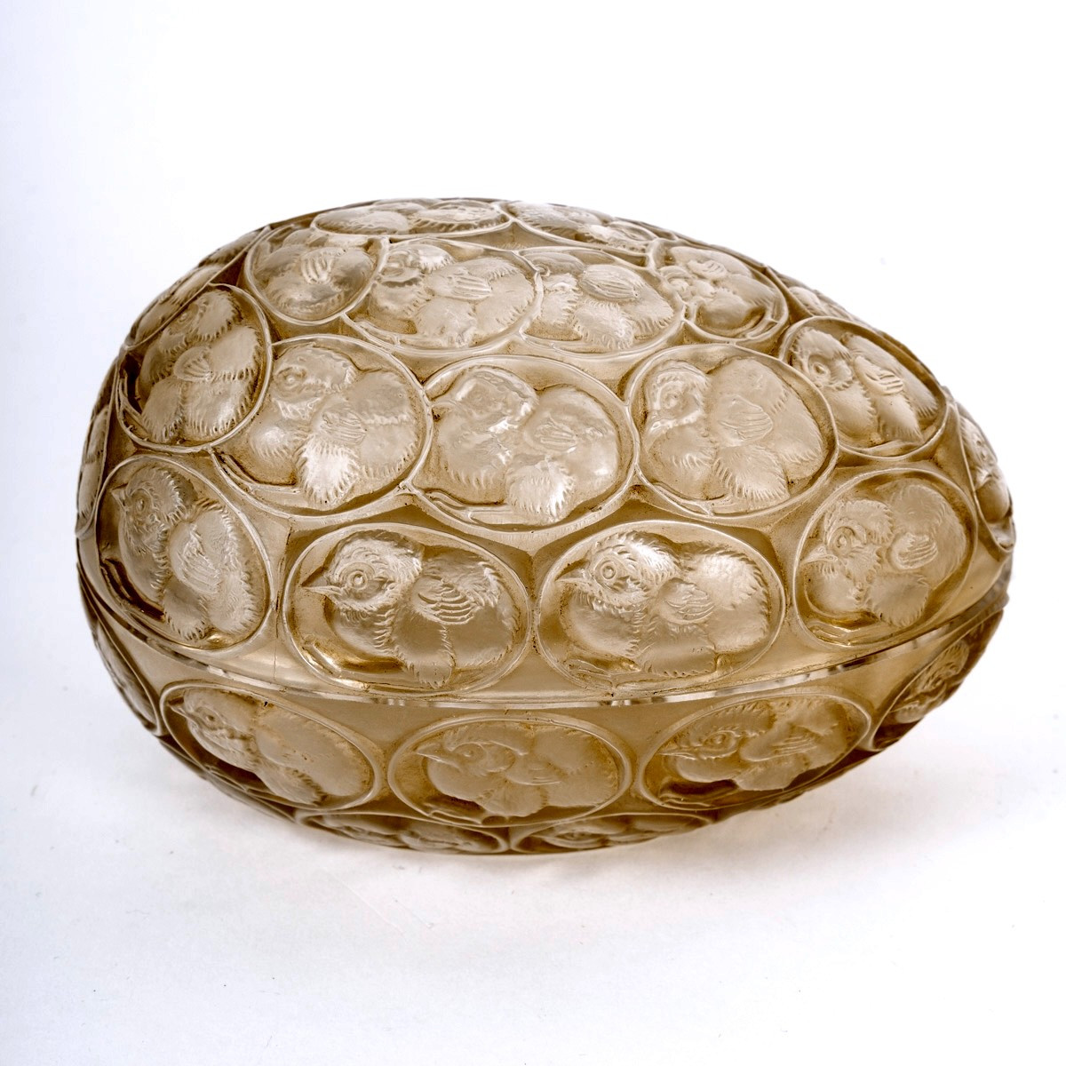 1929 René Lalique - Box Poussins Chicks Glass With Sepia Patina