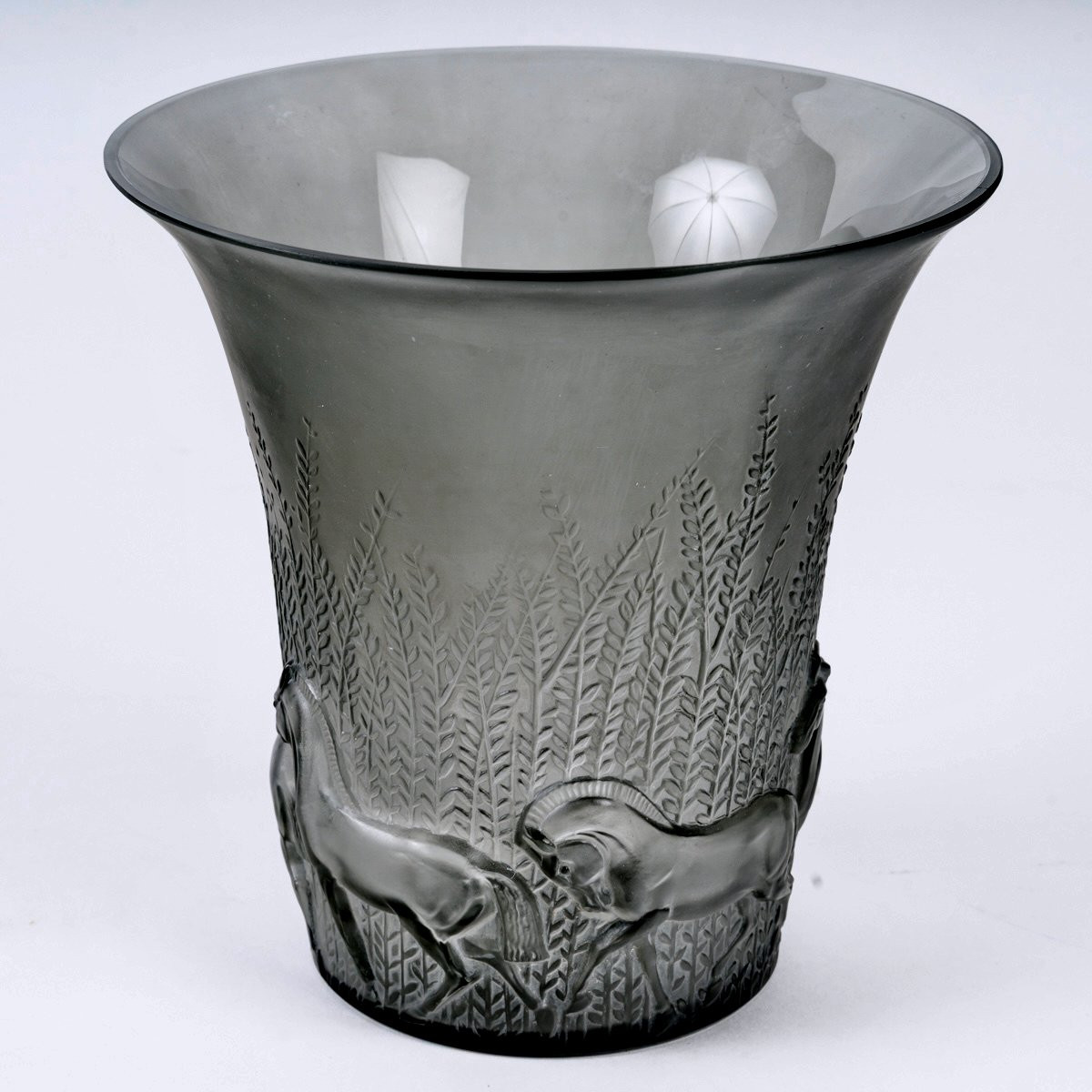 1930 René Lalique - Vase Chevaux Verre Gris Patiné Blanc -photo-2